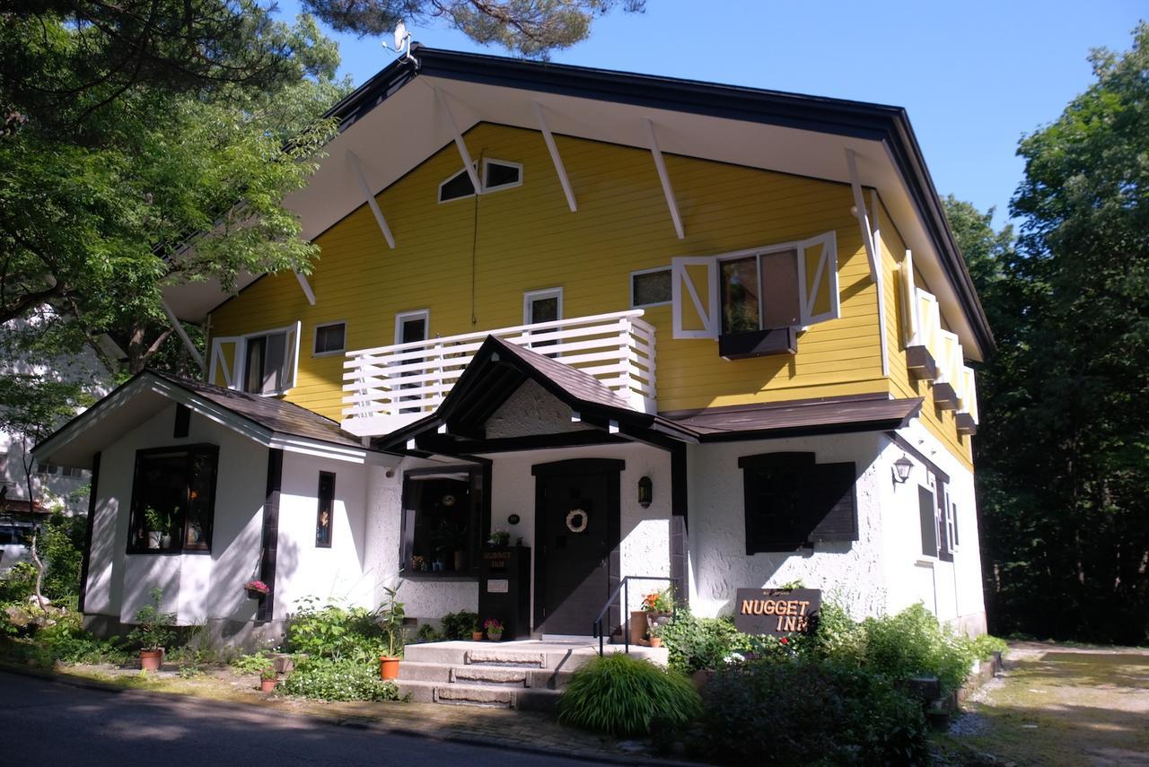 Pension Nugget Inn Hakuba Bagian luar foto